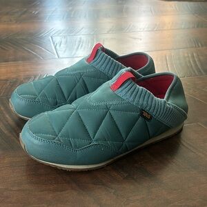Gently used, versatile Teva slip-on shoes